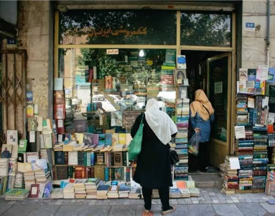 مغازه سه راه محمودآباد