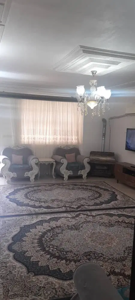 یک واحد خانه ویلایی ۱۰۰ متری
