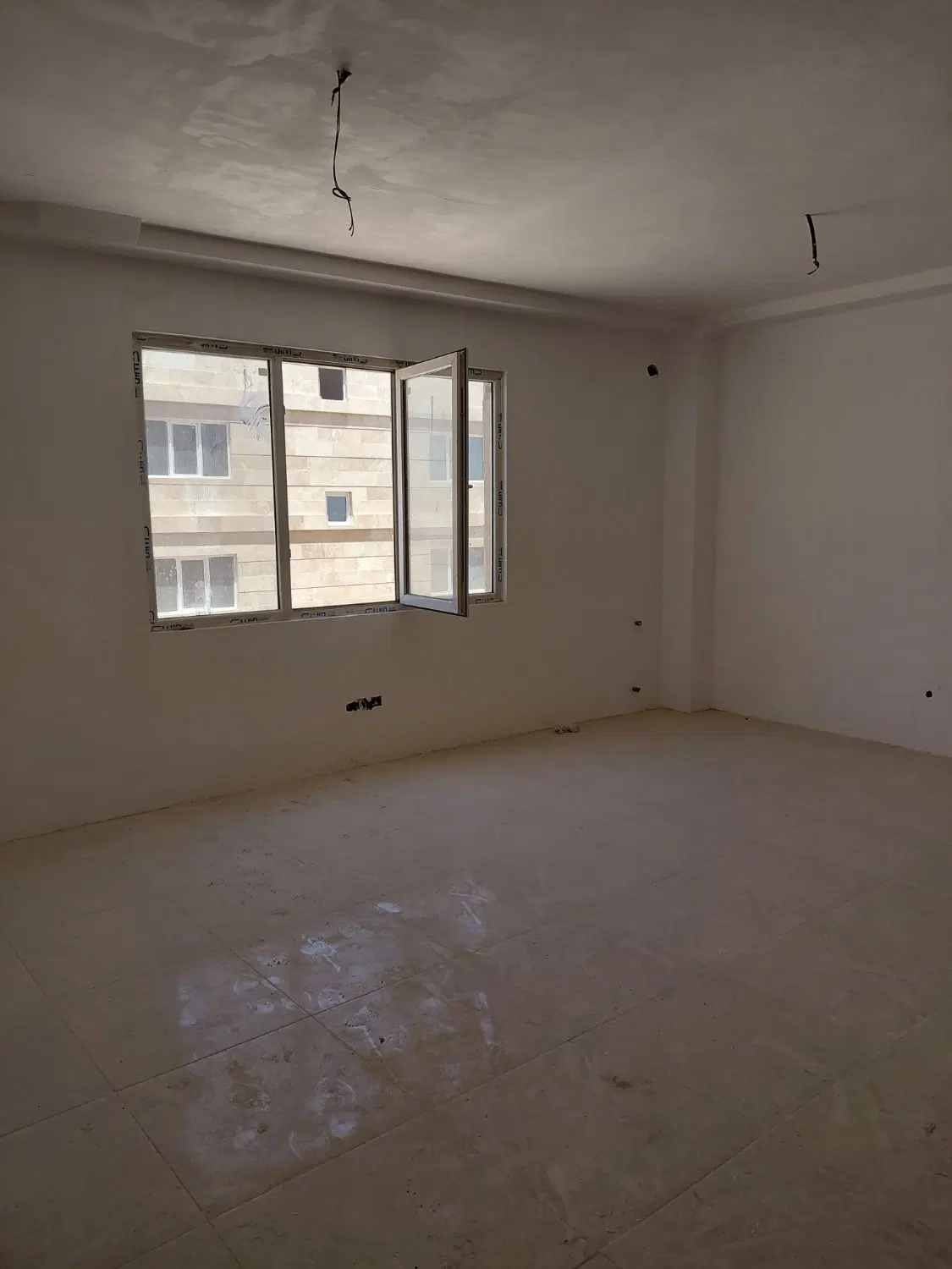 فروش مسکن ملی کرمان واقع در حاجی آباد