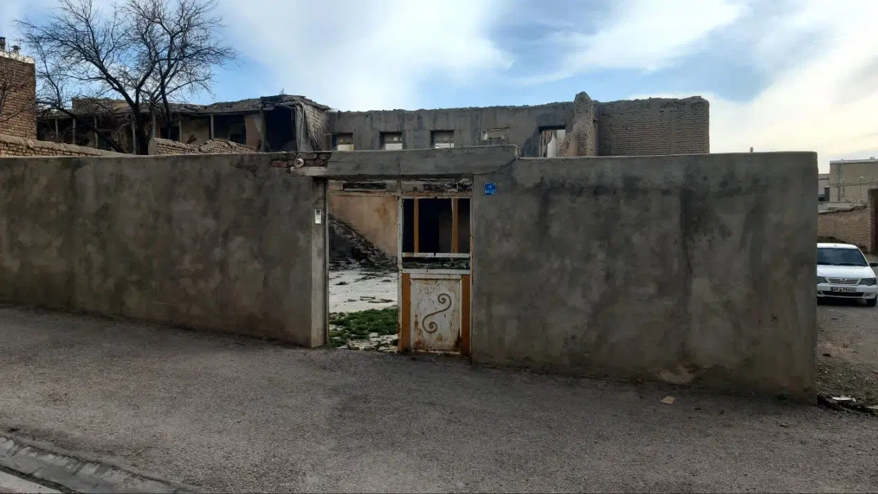زمین در صالح آباد