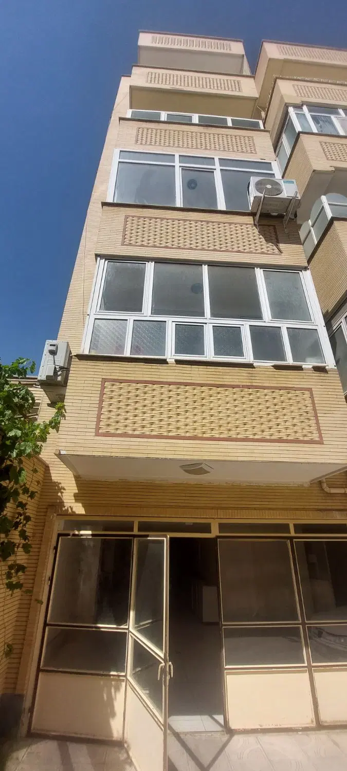 اپارتمان رسالت اگهی دهنده شخصی میباشدنه املاکی