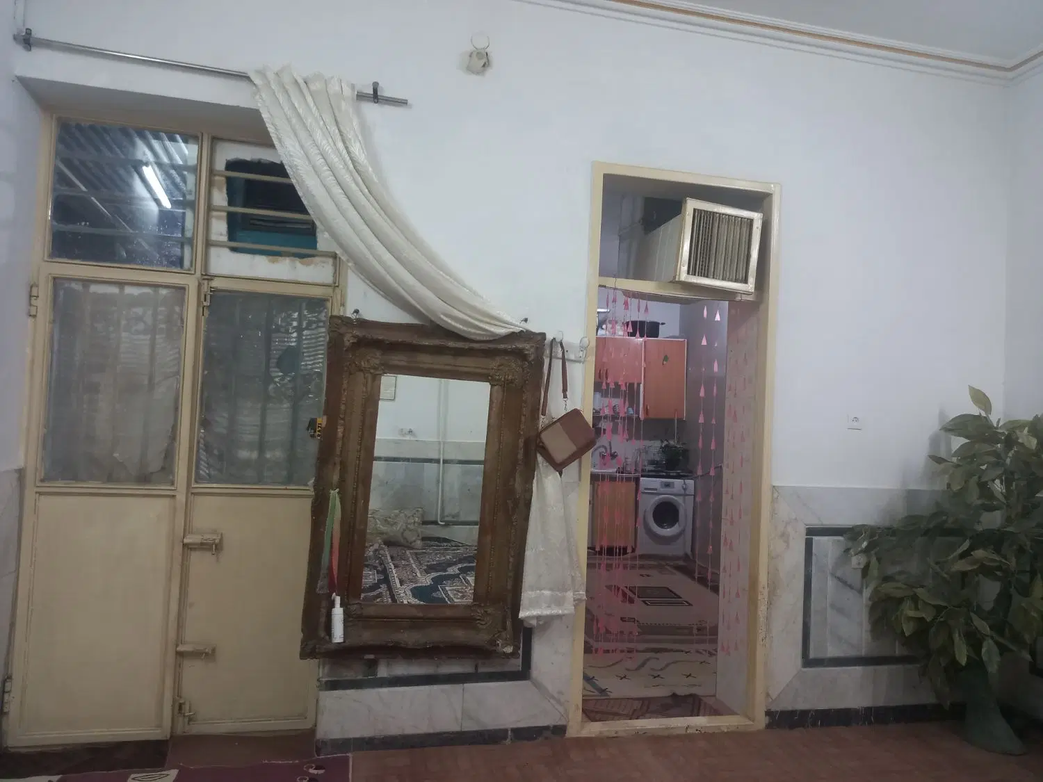 خانه ویلایی پهلوانی ۱۰ سعدی ۲۰ و۲۴