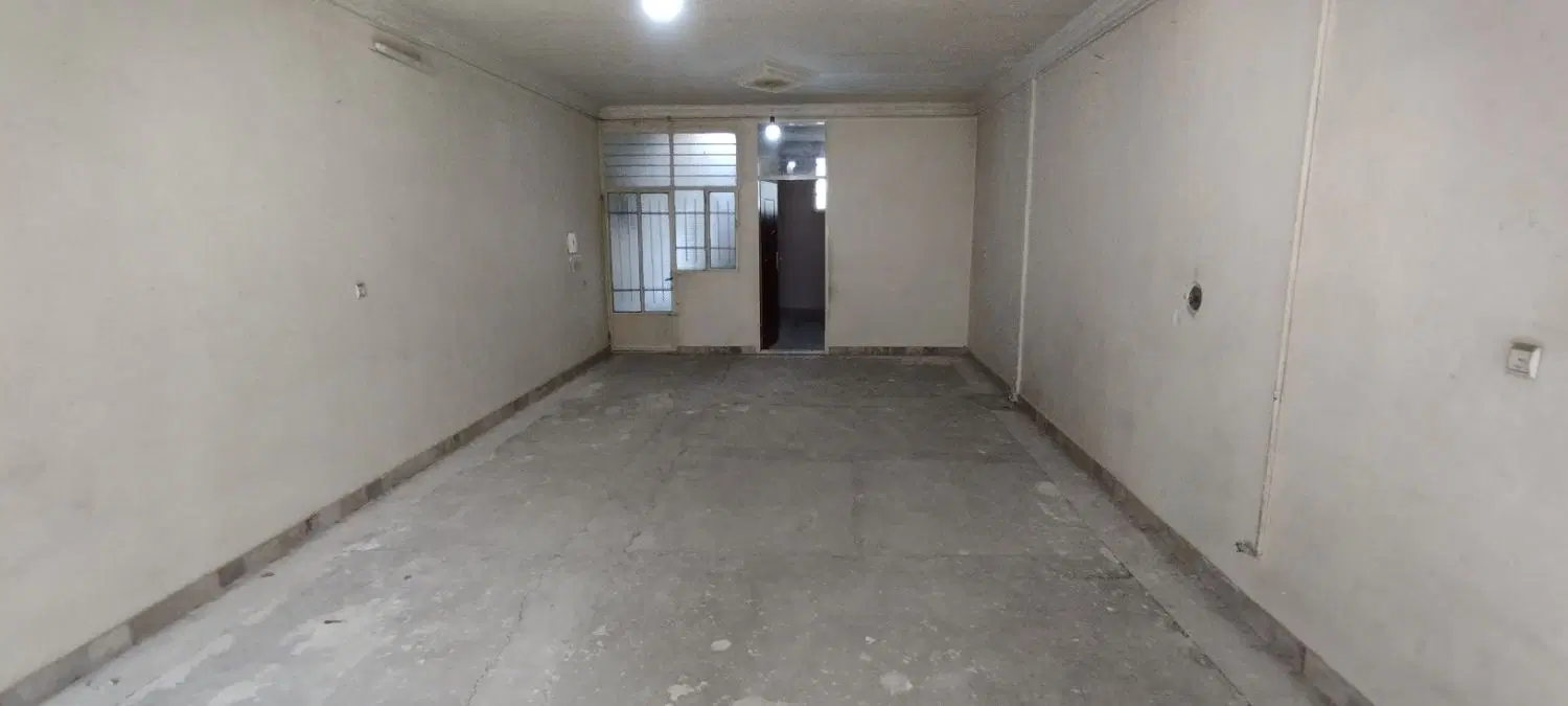 خانه رهن و اجاره ای رهن 200میلیون اجاره 10میلیون