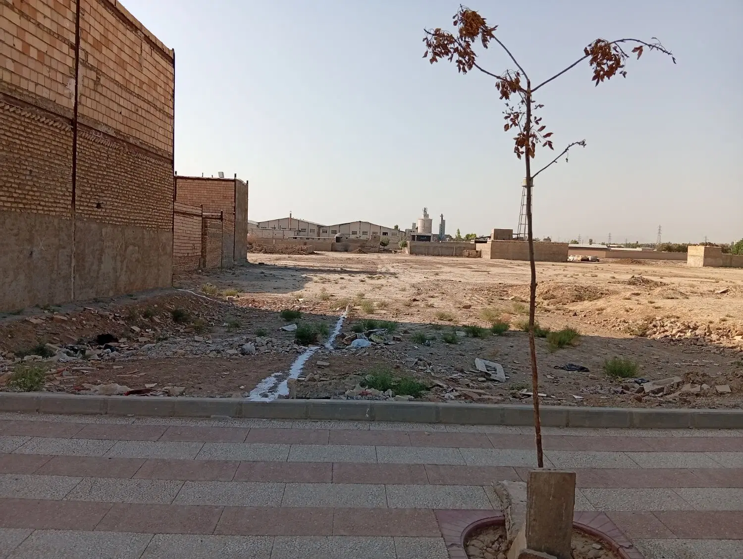 زمین  فروشی