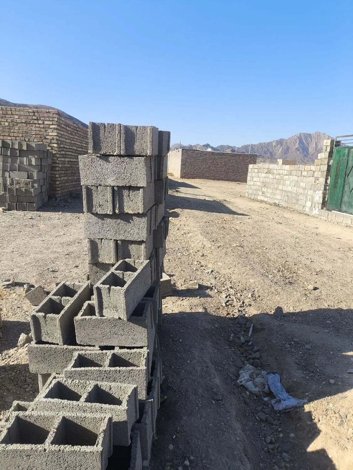 زمین کالیکه