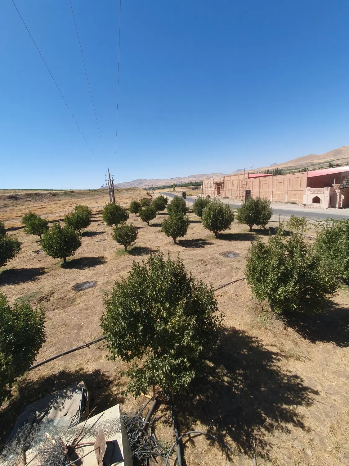 فروش خانه باغ جاده اصلی قاراوا