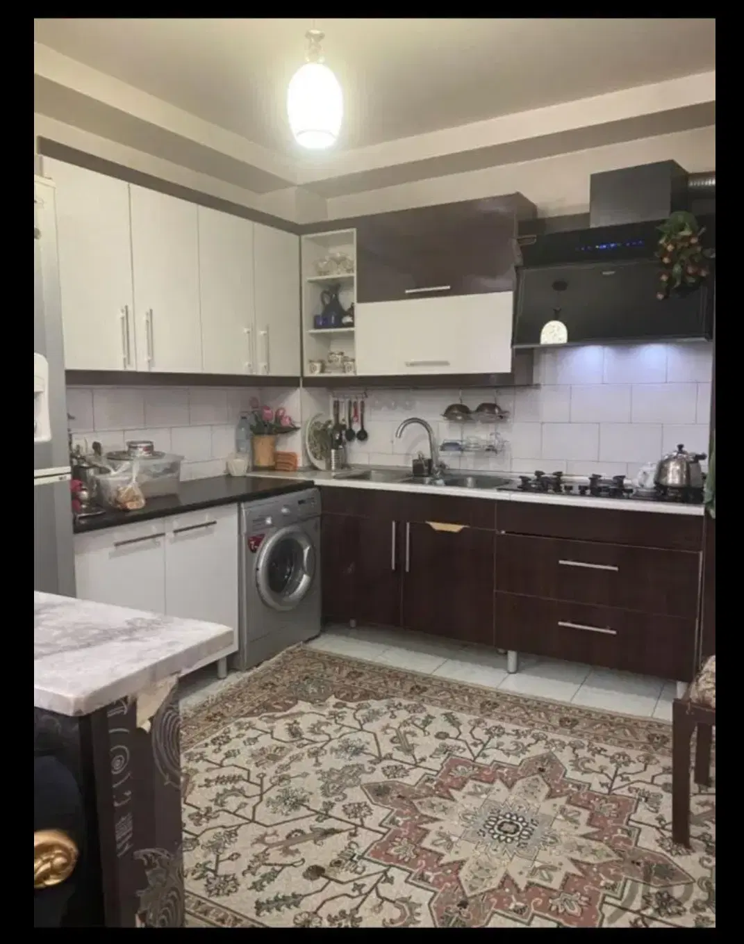 همخونه می‌پذیرم