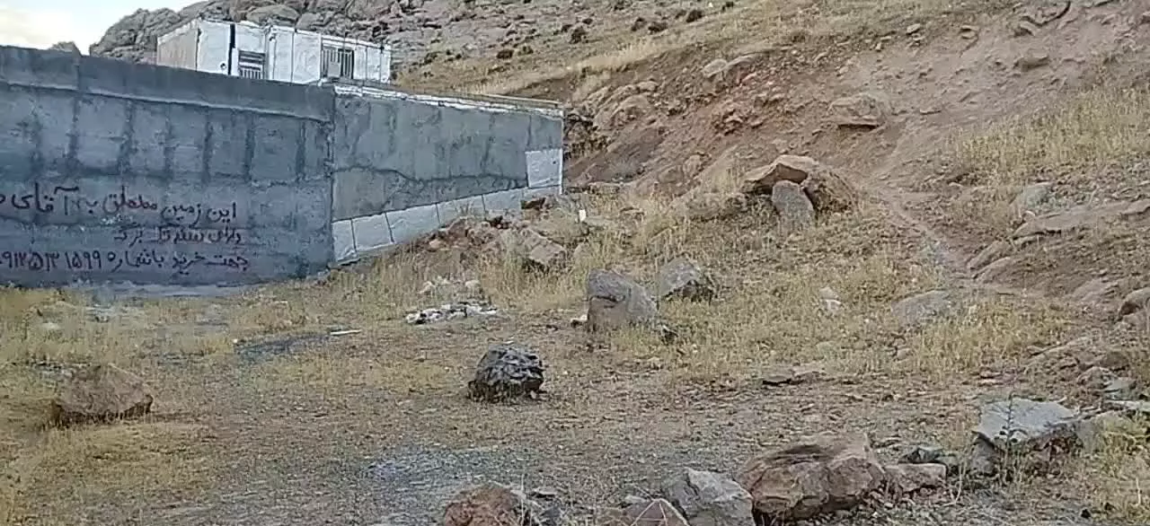 زمین ۲۴۰ متری قولنامه