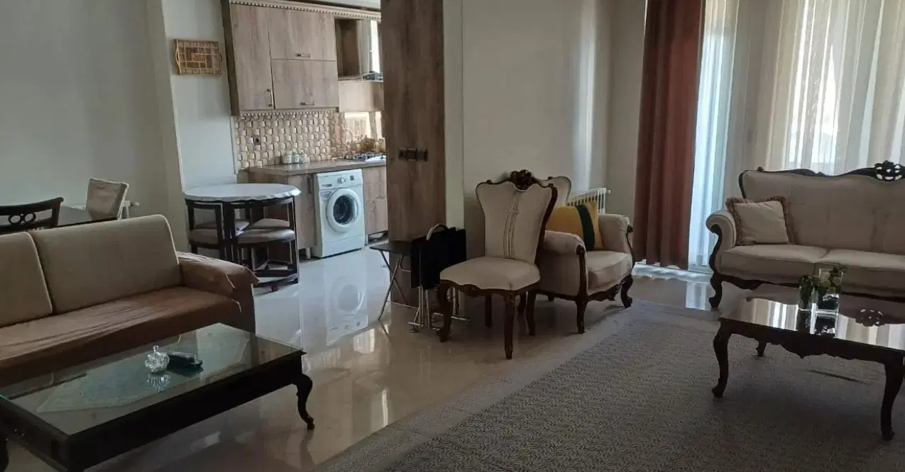 اجاره تک واحدی ۱۵۲ متره بلوار جمهوری