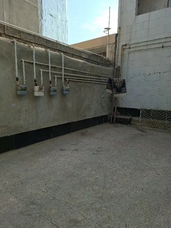 چهارواحد طبقه همکف دراشکفت سر اتوبان