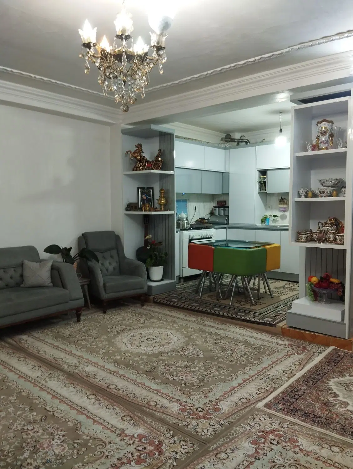 آپارتمان شخصی ساز۸۵متری پرند۴