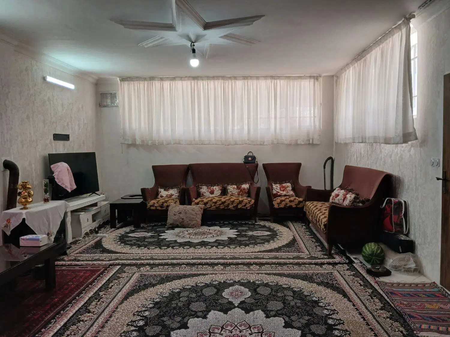 فروش ملک دو خوابه حاشیه اصلانی