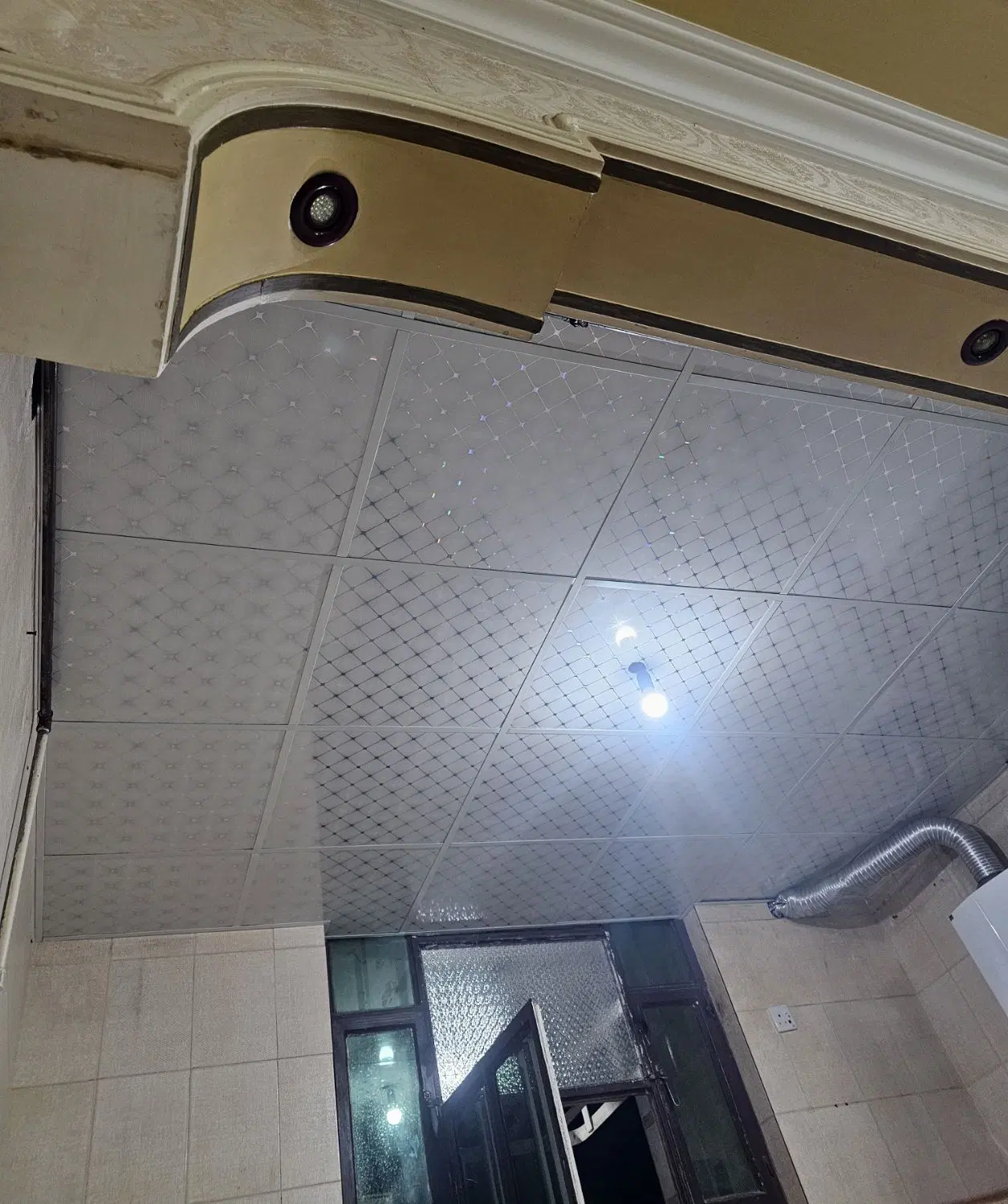چهار واحدی 86 متری