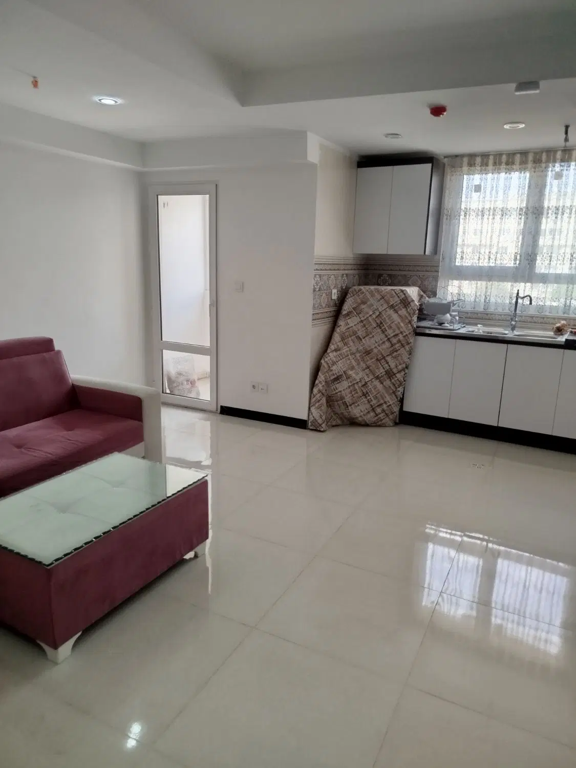آپارتمان 70 متری 2 خواب فول امکانات فروشی