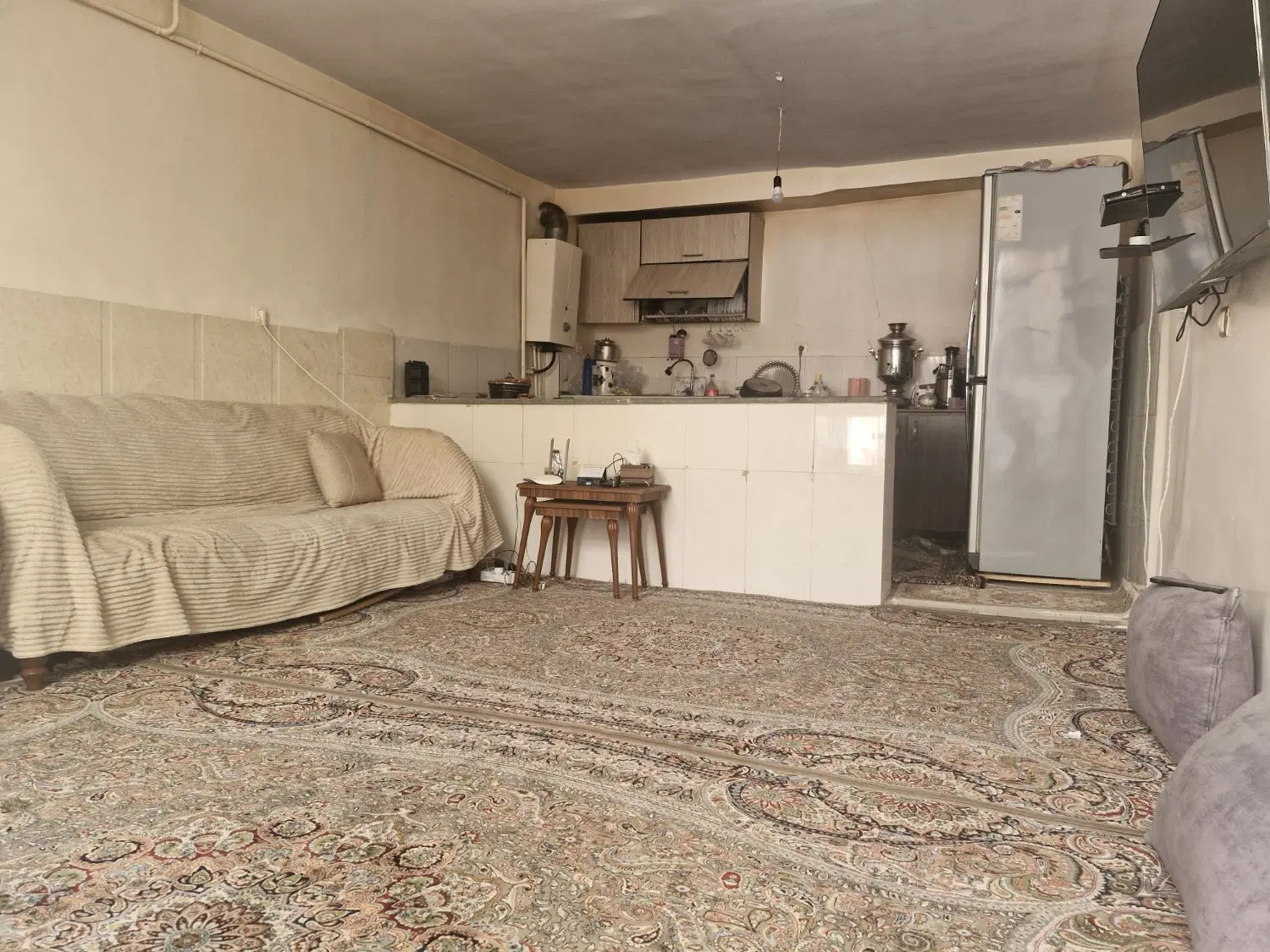 فروش حیاط 90 متری