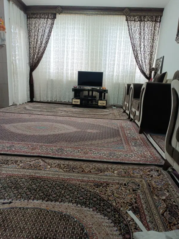 مسکن مهرمیراشرف .طبقه چهار75متر2اتاق