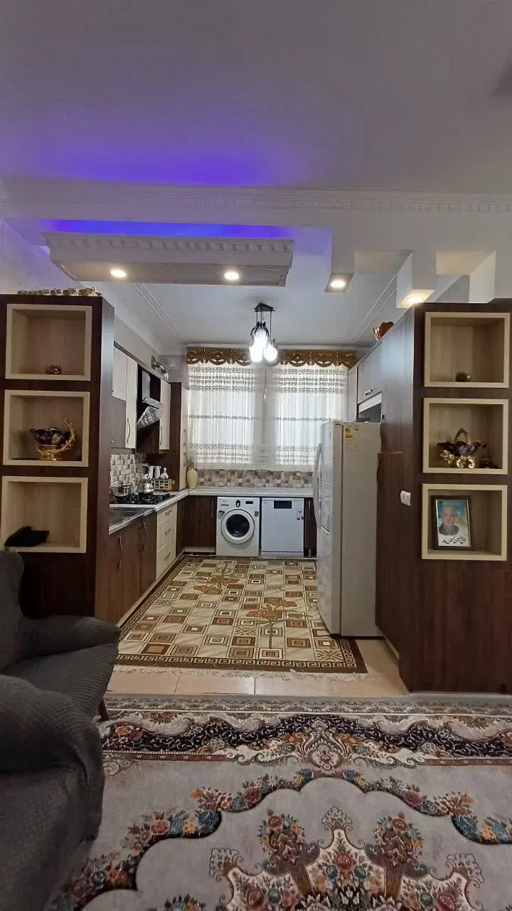 فروش منزل دوطبقه ونیم شیک