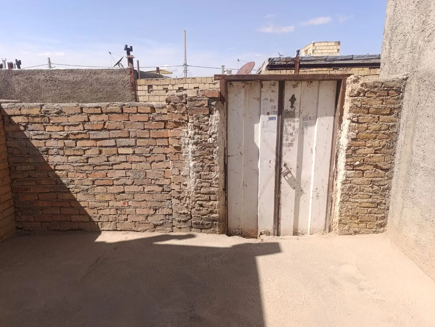 زمین مسکونی