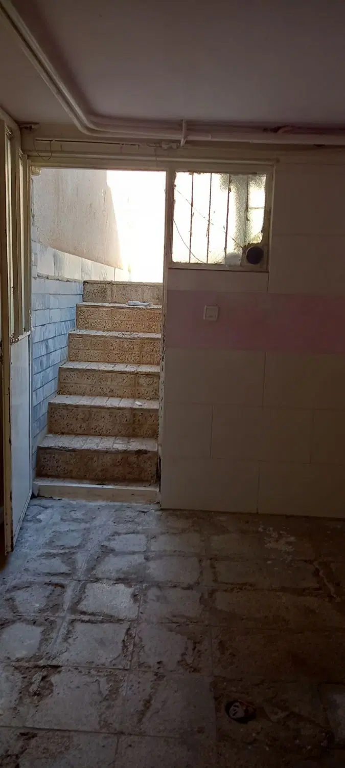 زیر زمین اجاره ای