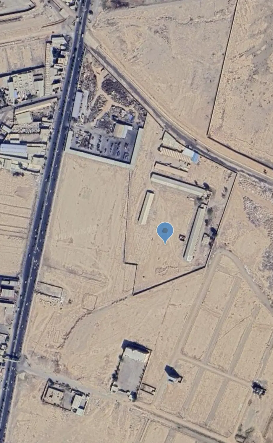 زمین چهاردیواری