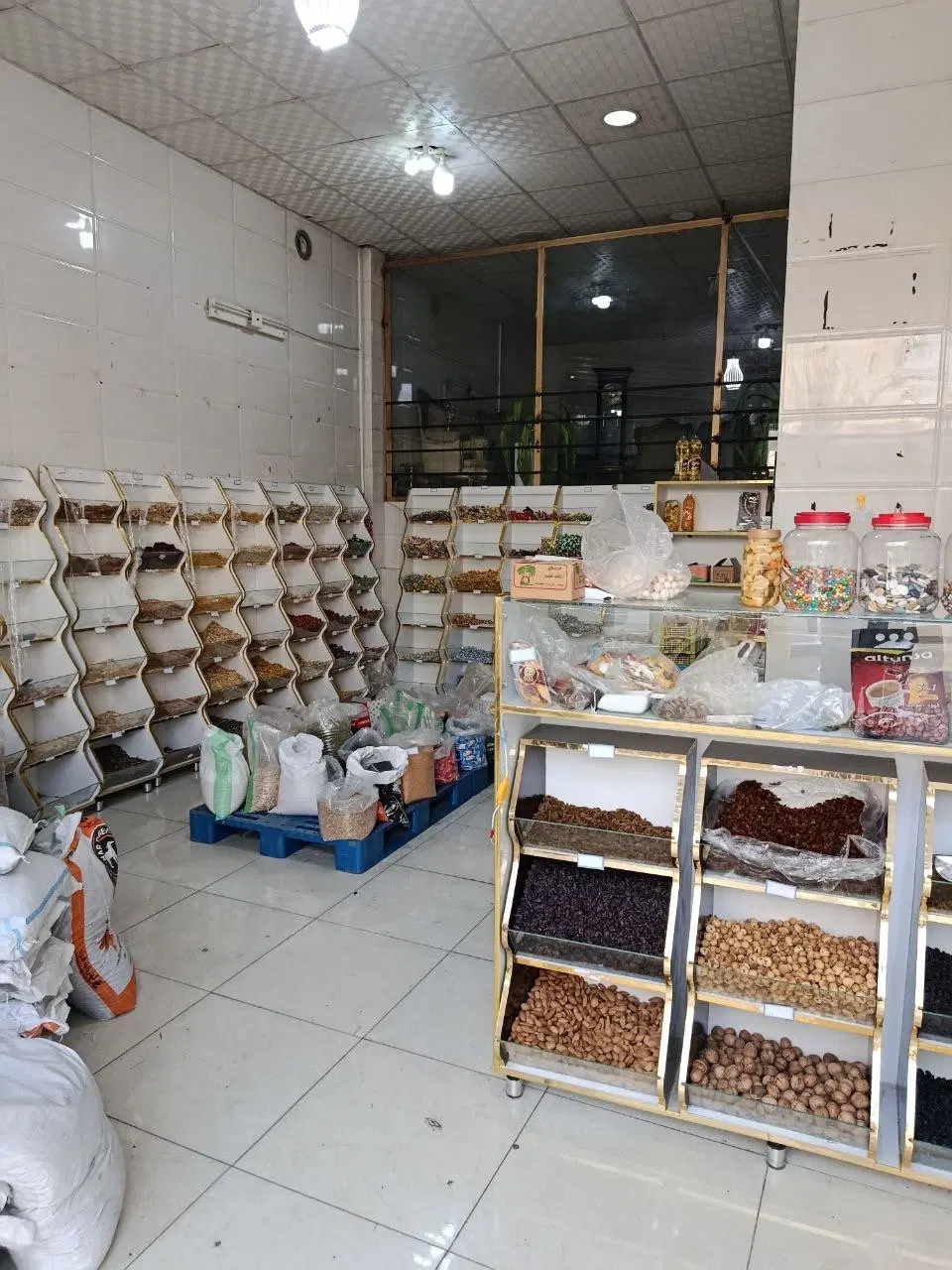 مغازه خوش‌نقشه و آماده کسب‌وکار در زرهی