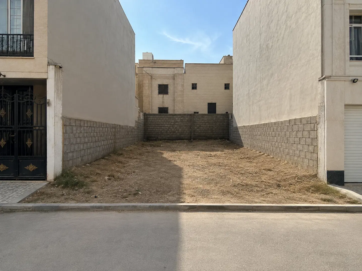 زمین مسکونی ۱۶ قصب تفکیکی موقعیت عالی
