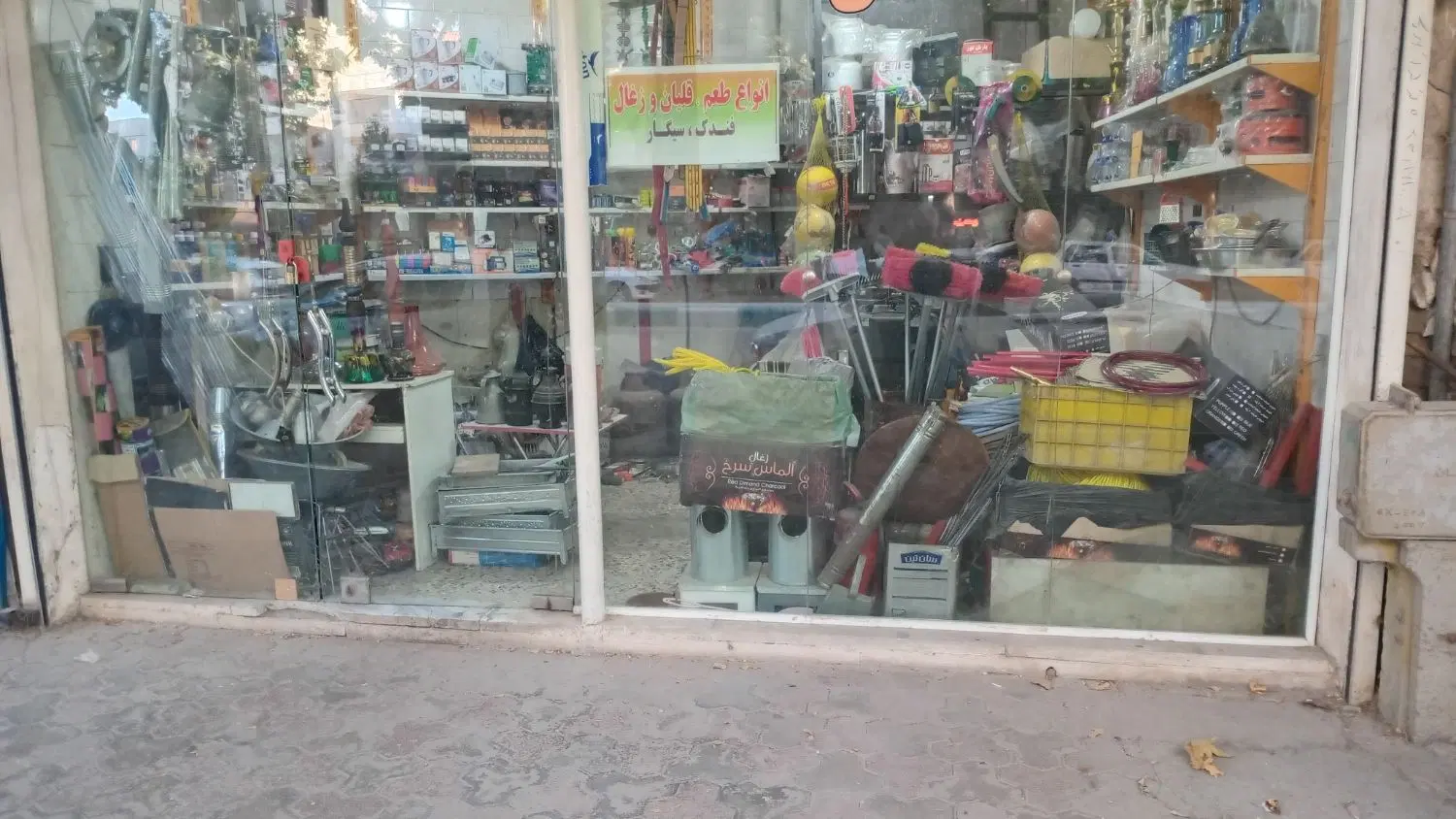 اجاره مغازه ۱۲ متری جنب خیابان  سیدی