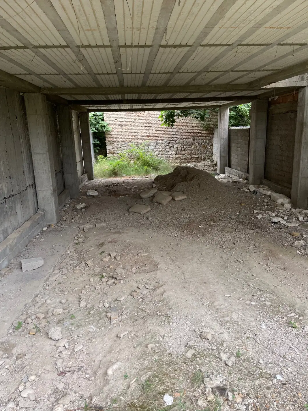 ویلایی نیمه ساز