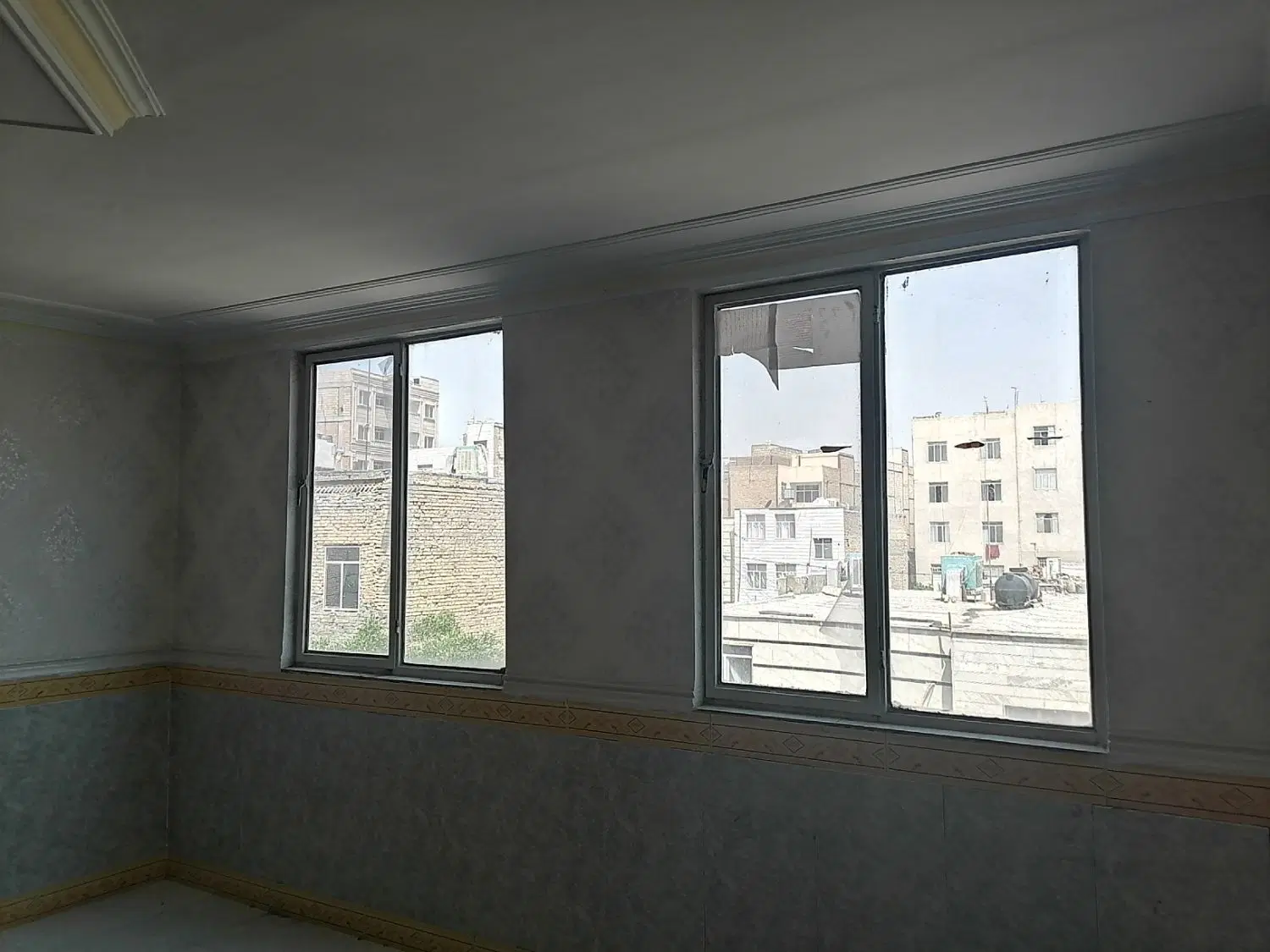 آپارتمان 60 متری دراسلامشهر سبزدشت