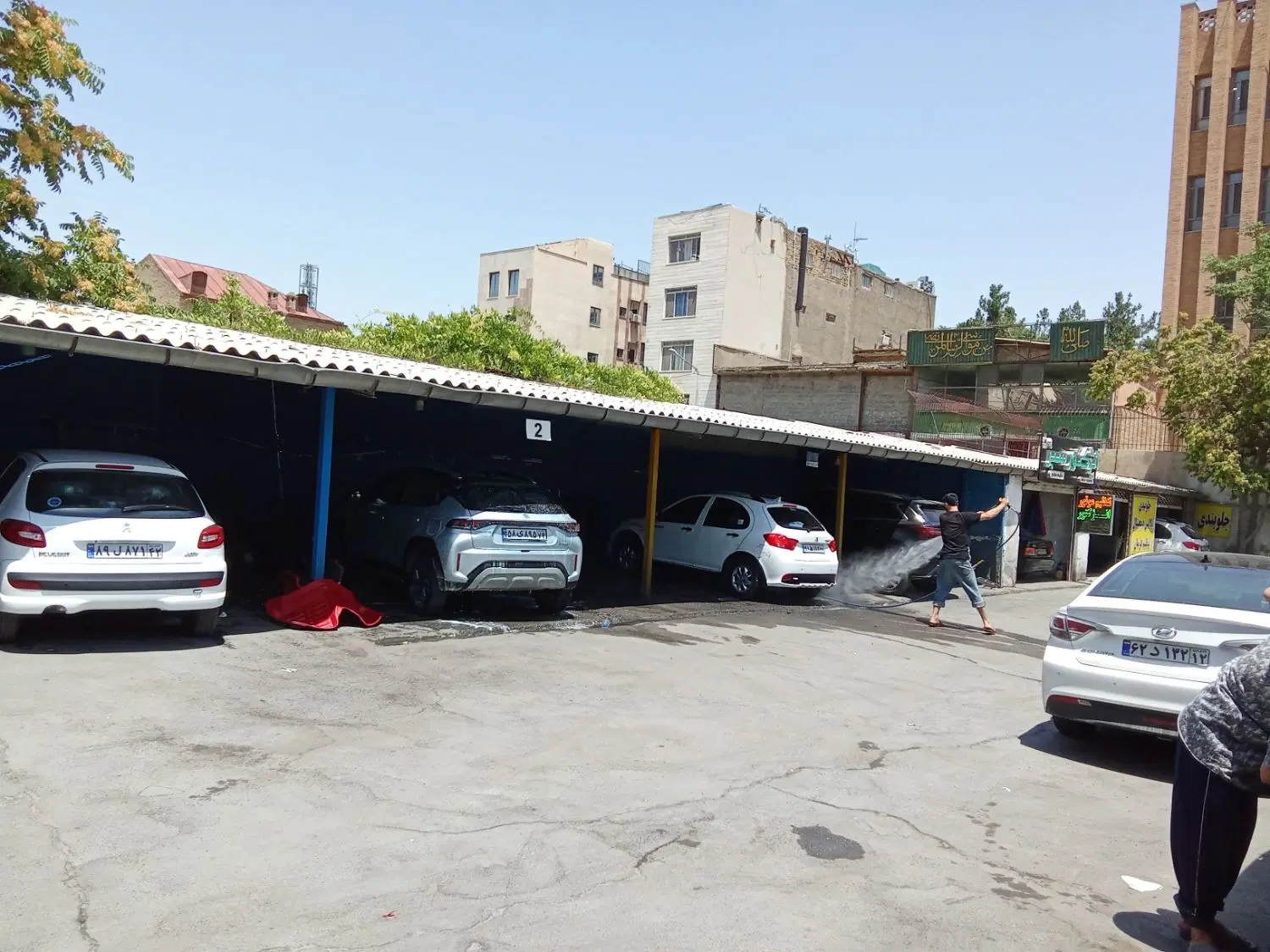 پارکینگ شبانه روزی با نگهبان سمت حرم
