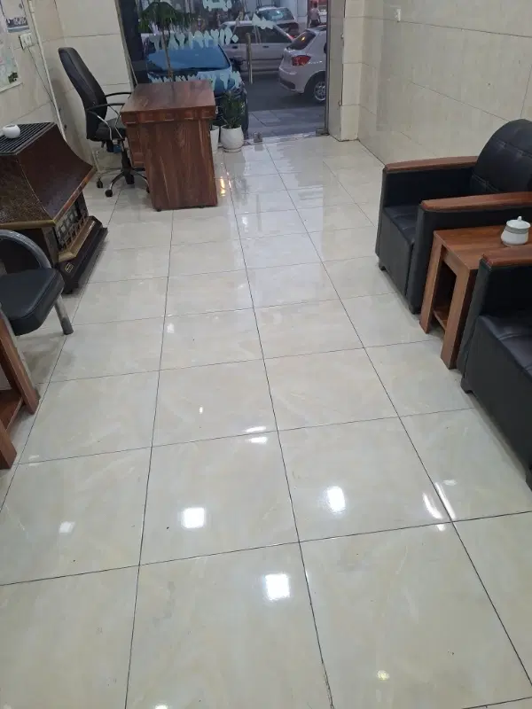 مغازه تجاری واقع در پاساژ راگا طبقه اول