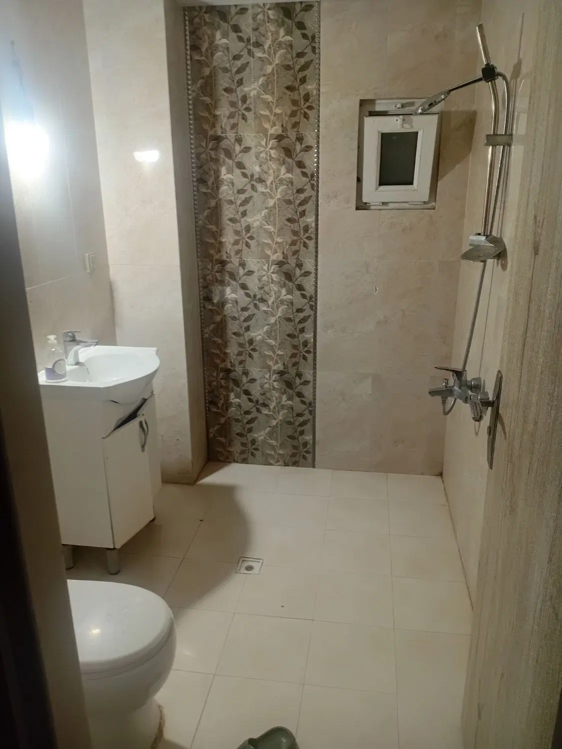 واحوال آپارتمان دو خواب