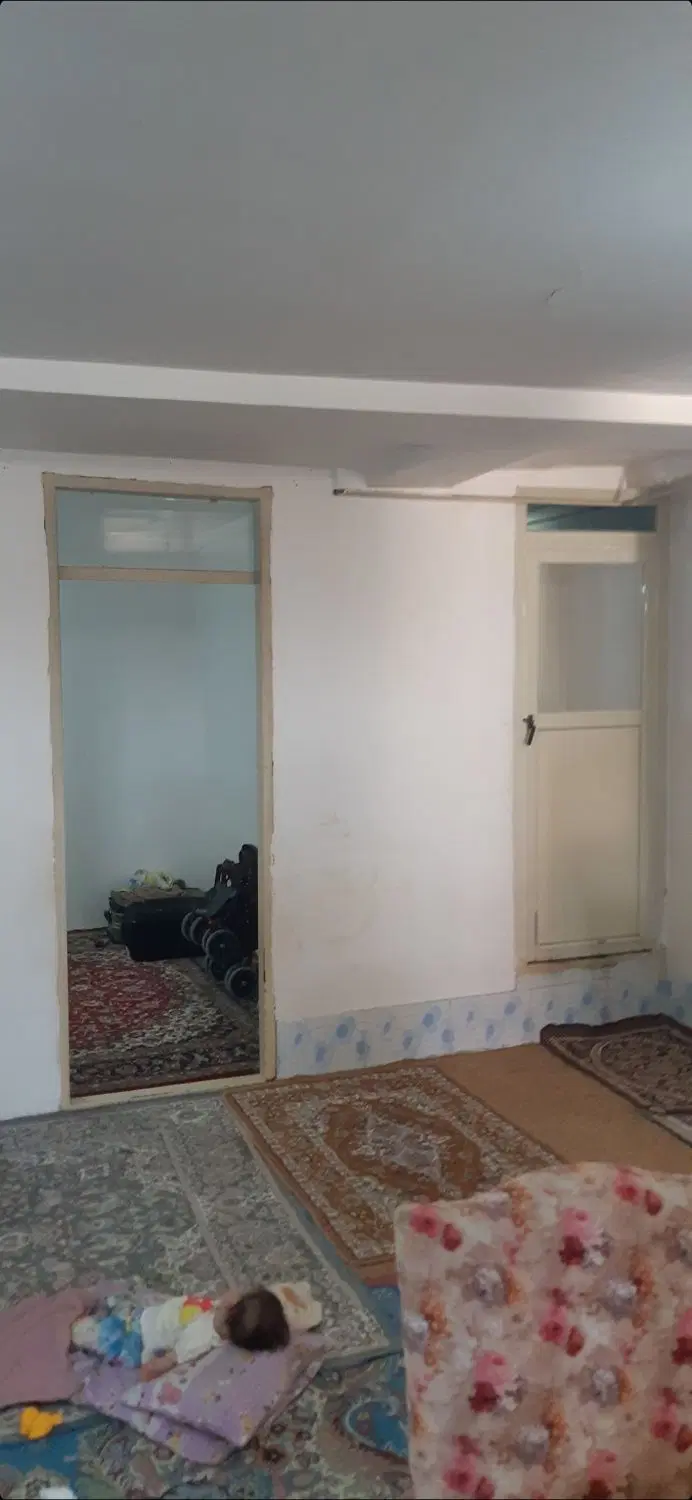 همکف فروشی