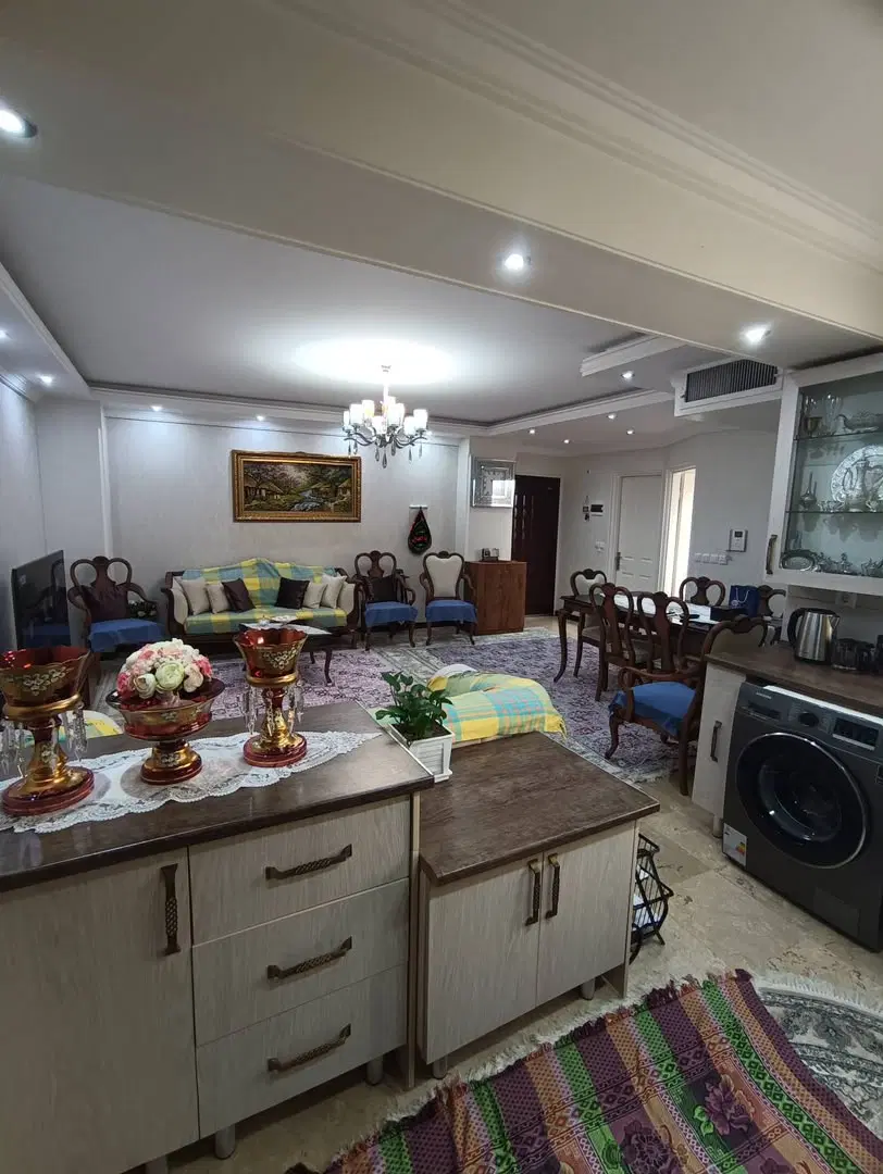 ۸۳متر دو  خواب  نما تراورتن