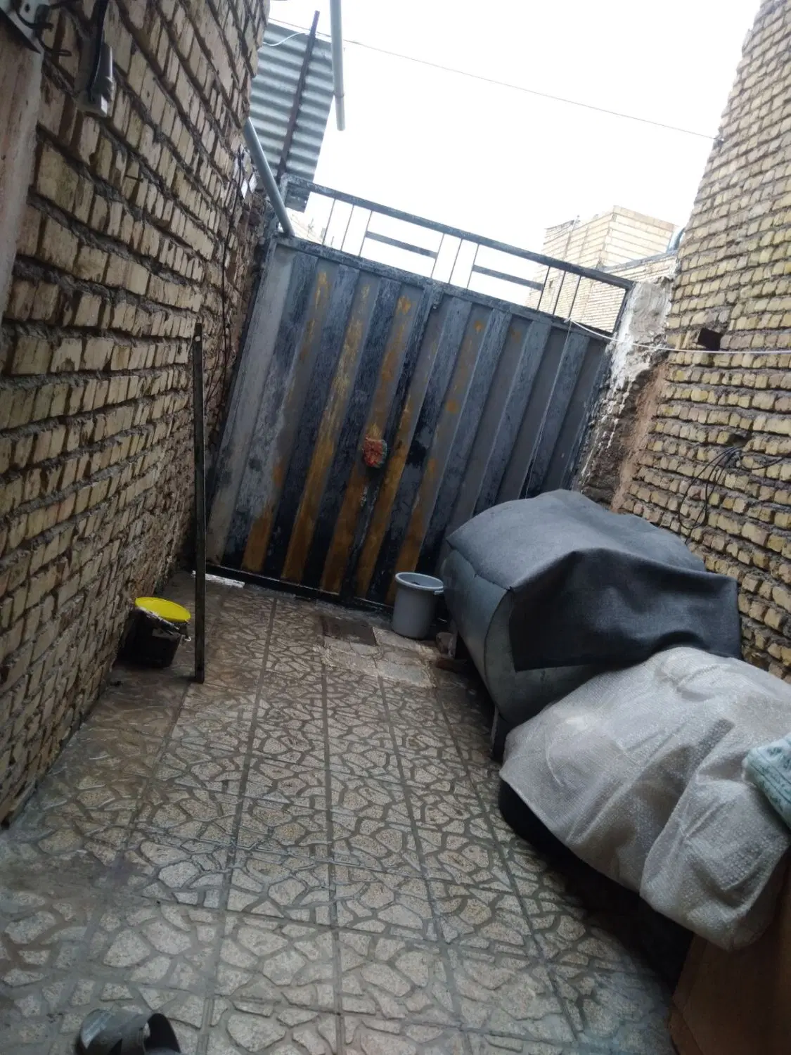 معاوضه خانه دو طبقه در بلوار توس مشهد