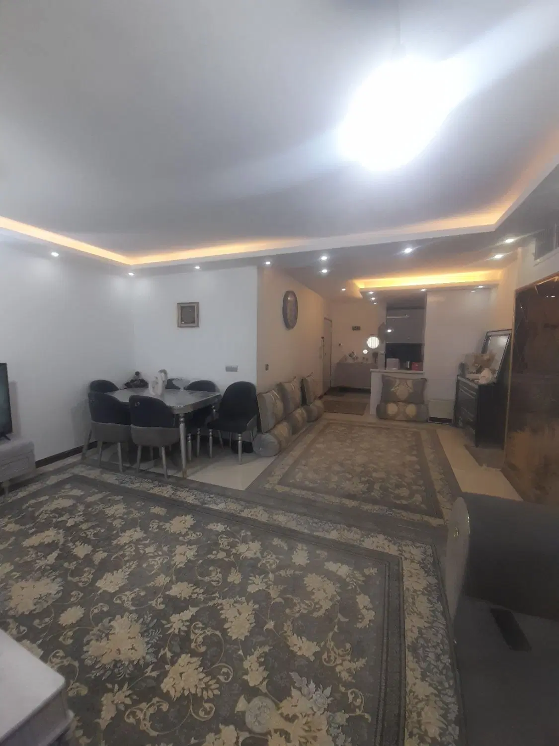 مجتمع وحدت طبقه اول یک خواب فول امکانات
