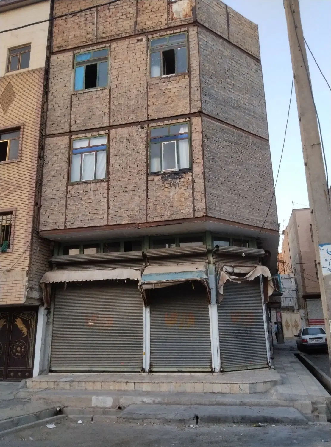 اجاره ی آپارتمان ومغازه