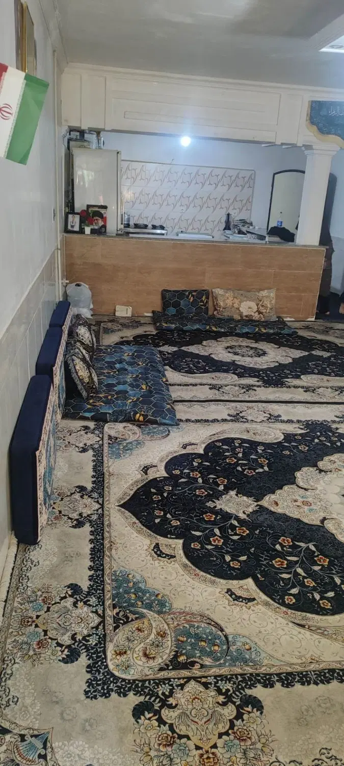 خانه دوطبقه کشمیری ۳نزدیک به خیابون اصلی