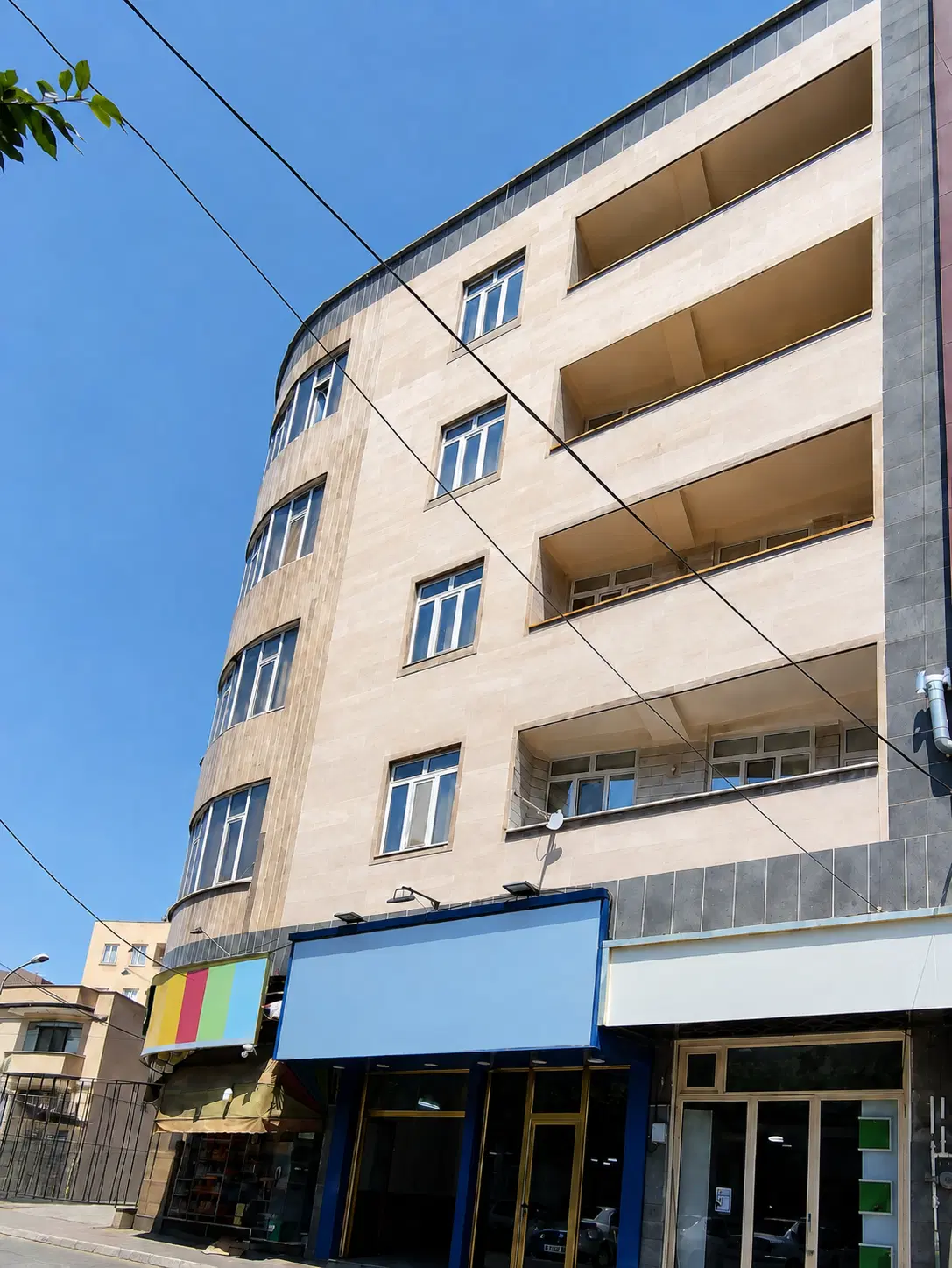 فروش استثنایی واحد آپارتمانی ۱۰۹ متری