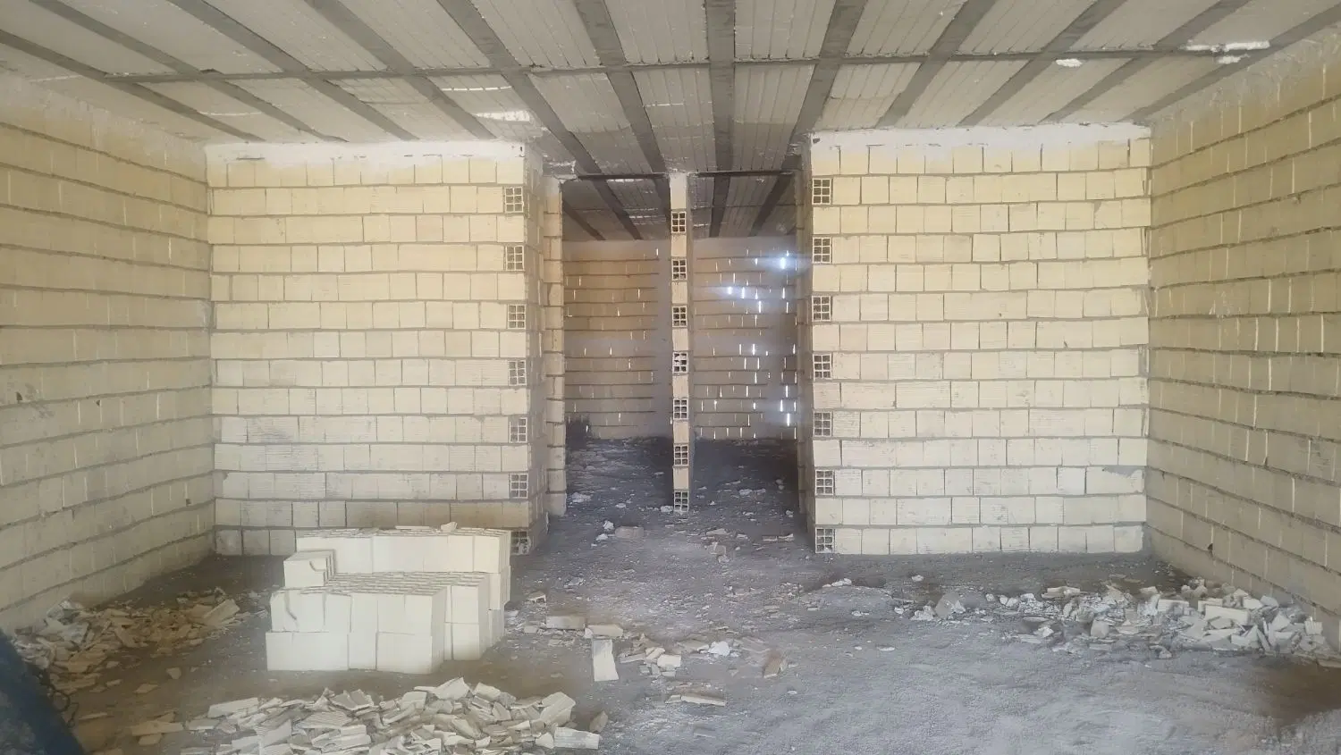 فروش ساختمان ۳ طبقه خلیفه آباد