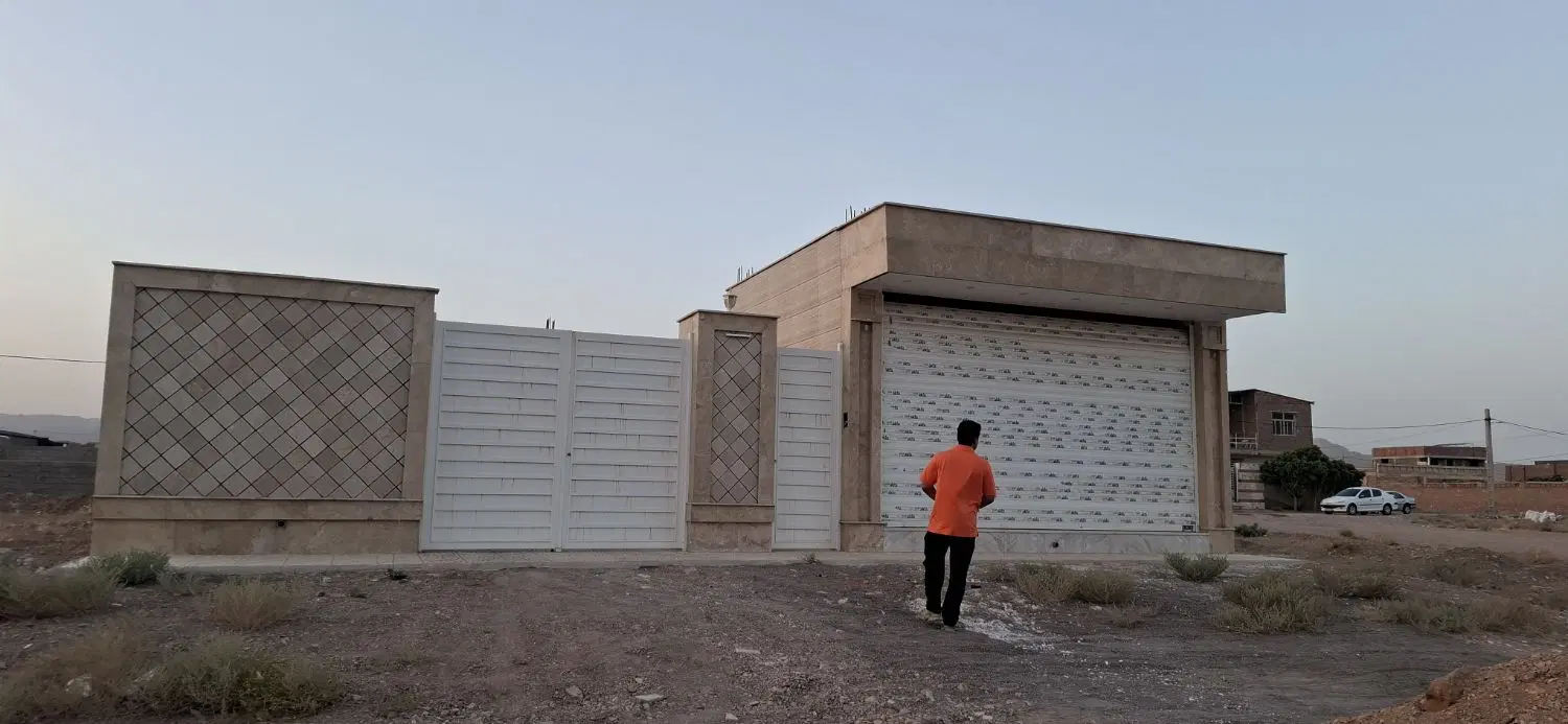 خانه فروشی در باغین کرمان