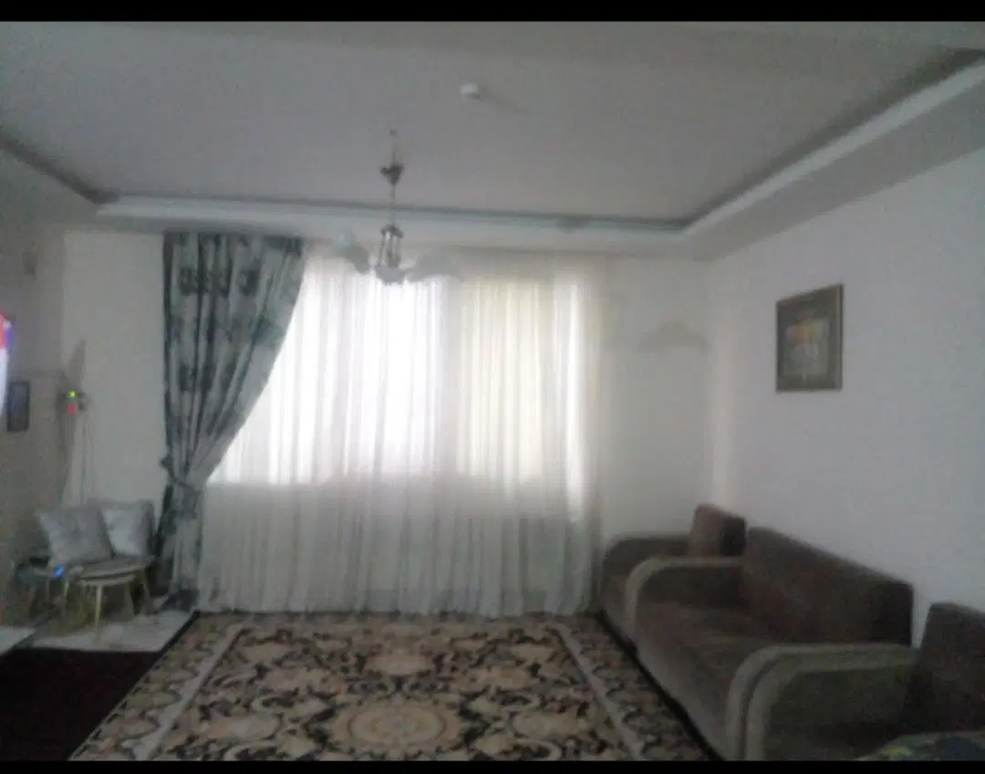 آپارتمان ۱۴۰ متری سه خواب برج خورشید