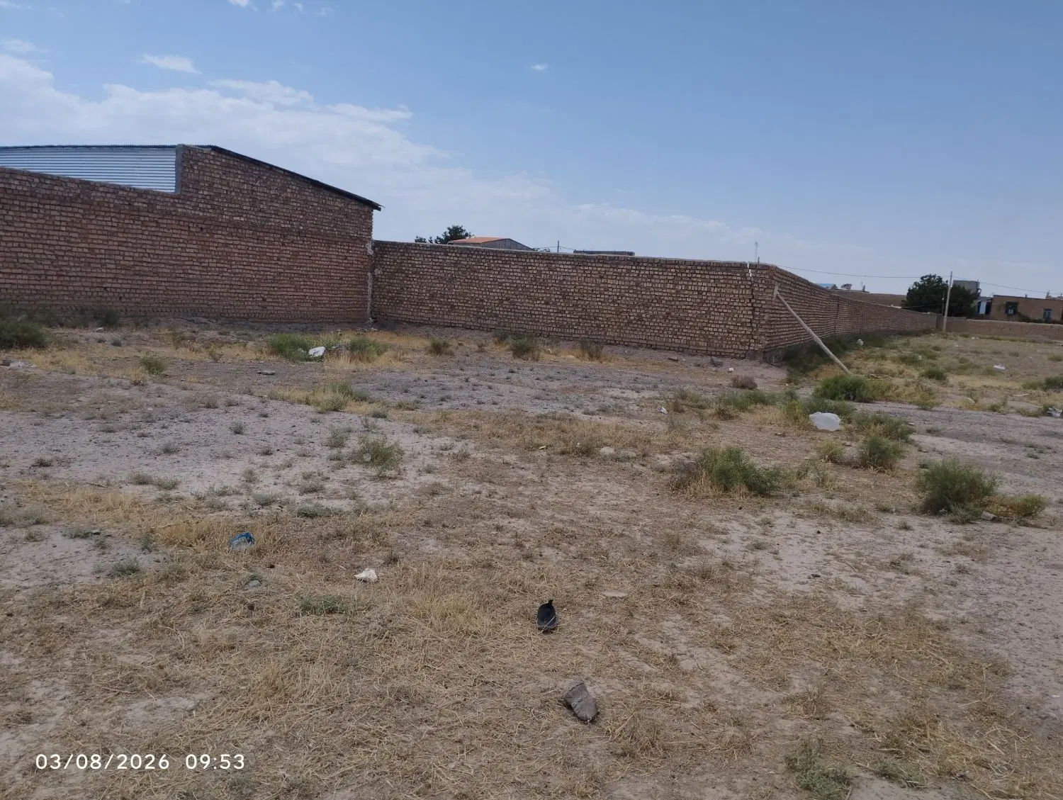 زمین ۴۰۰ متری