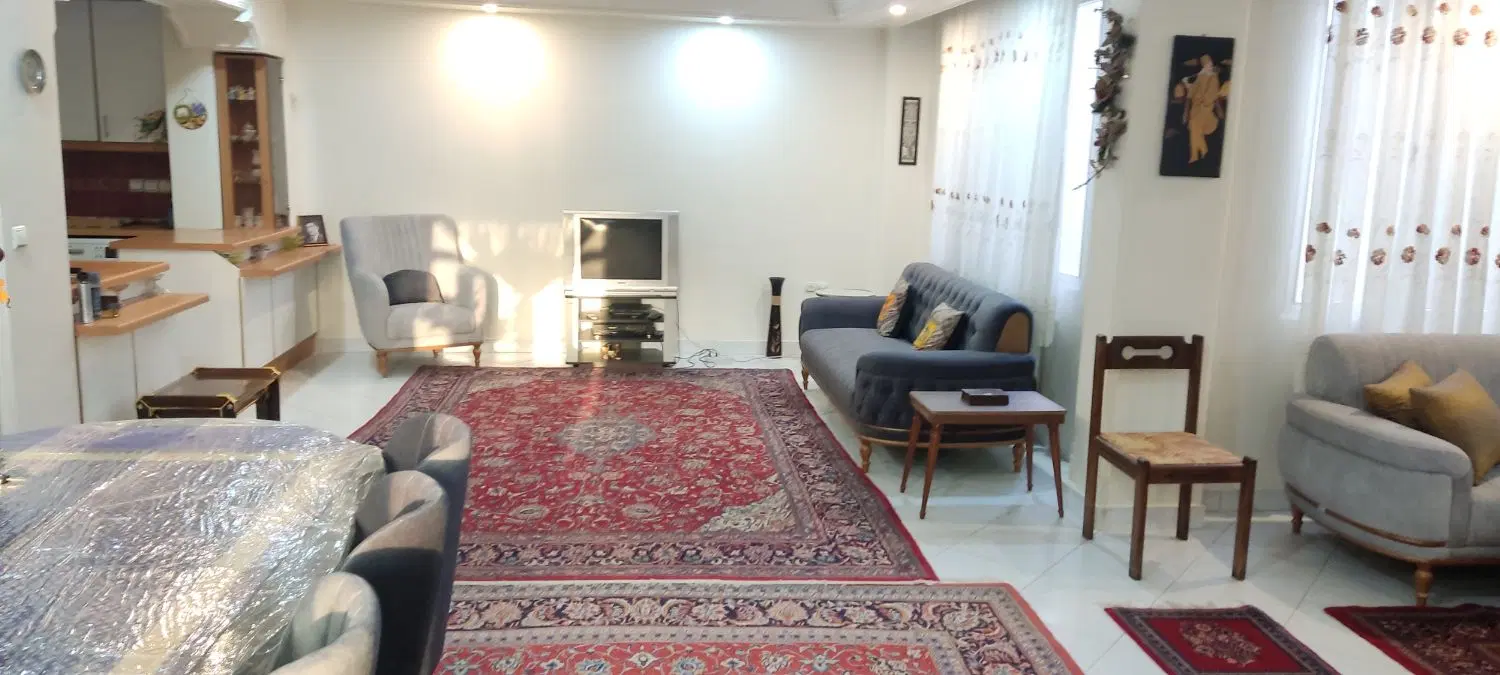 140متر آپارتمان تک واحدی ۳ خواب