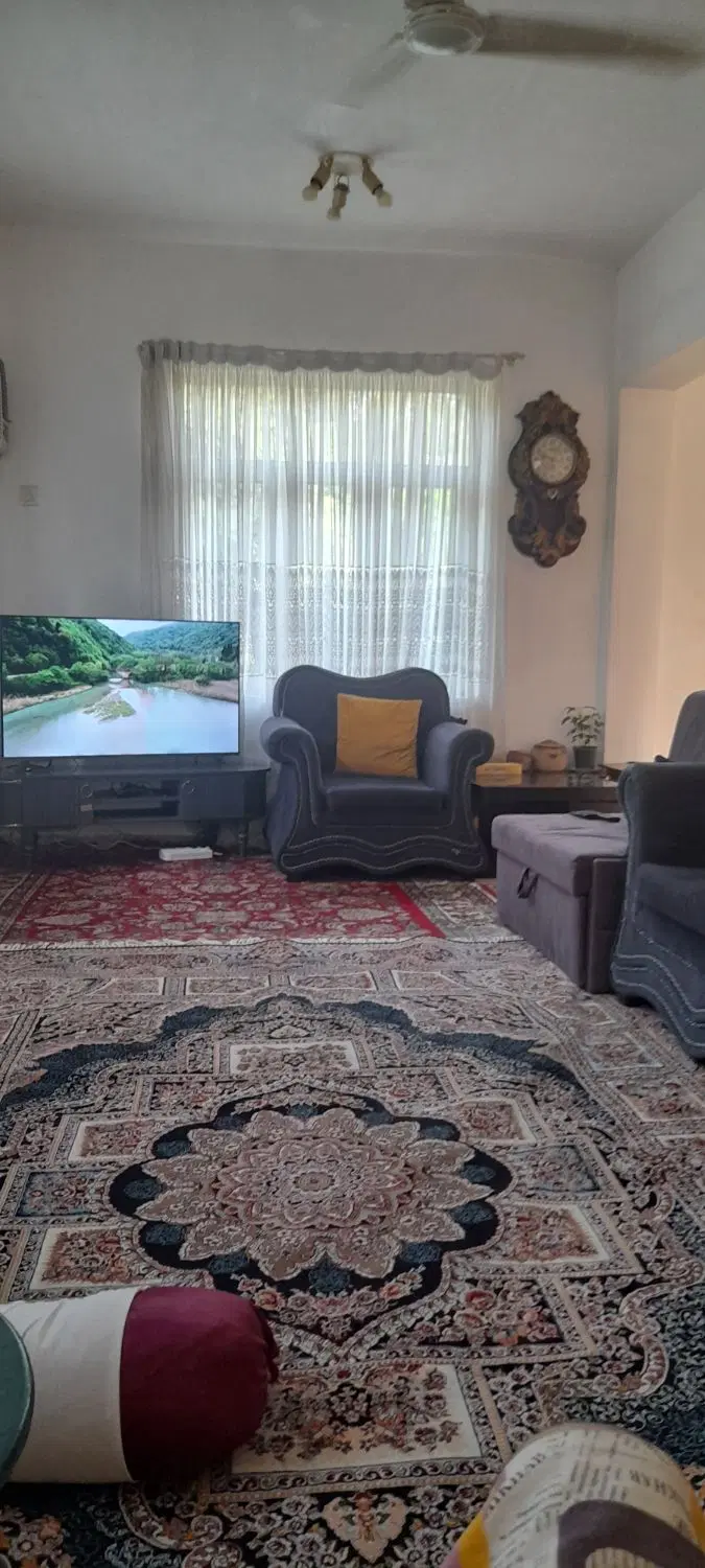 1544 متر خونه و محوطه برای فروش