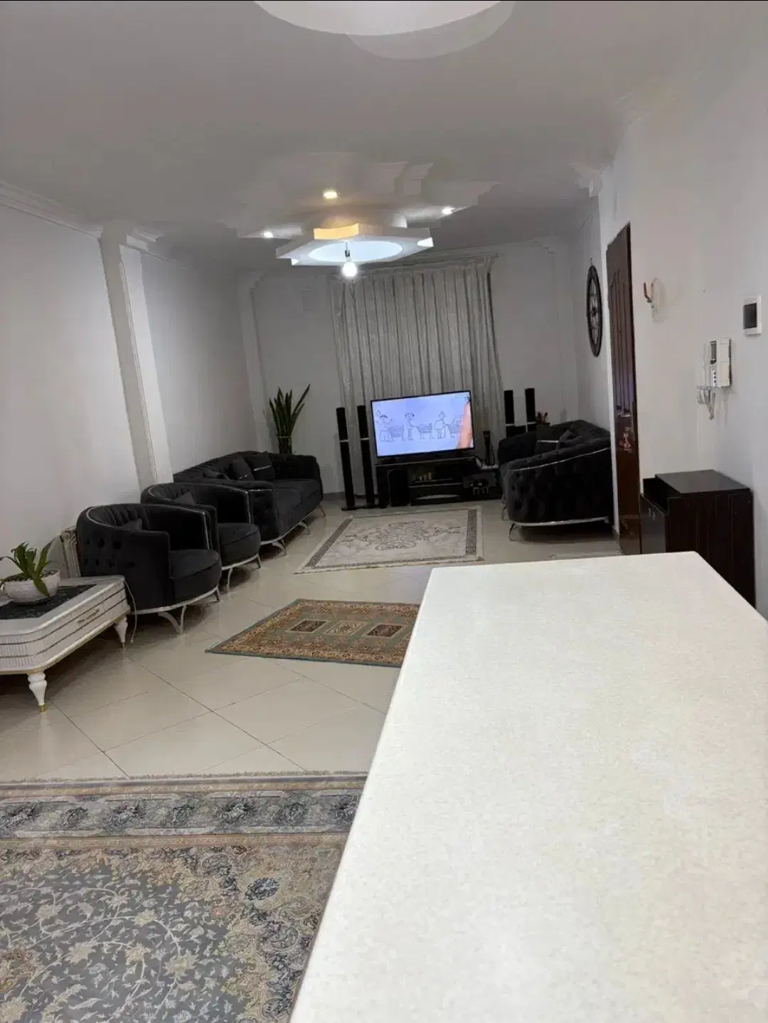 رهن و اجاره واحد ۸۵ متری هوا فضا بومهن