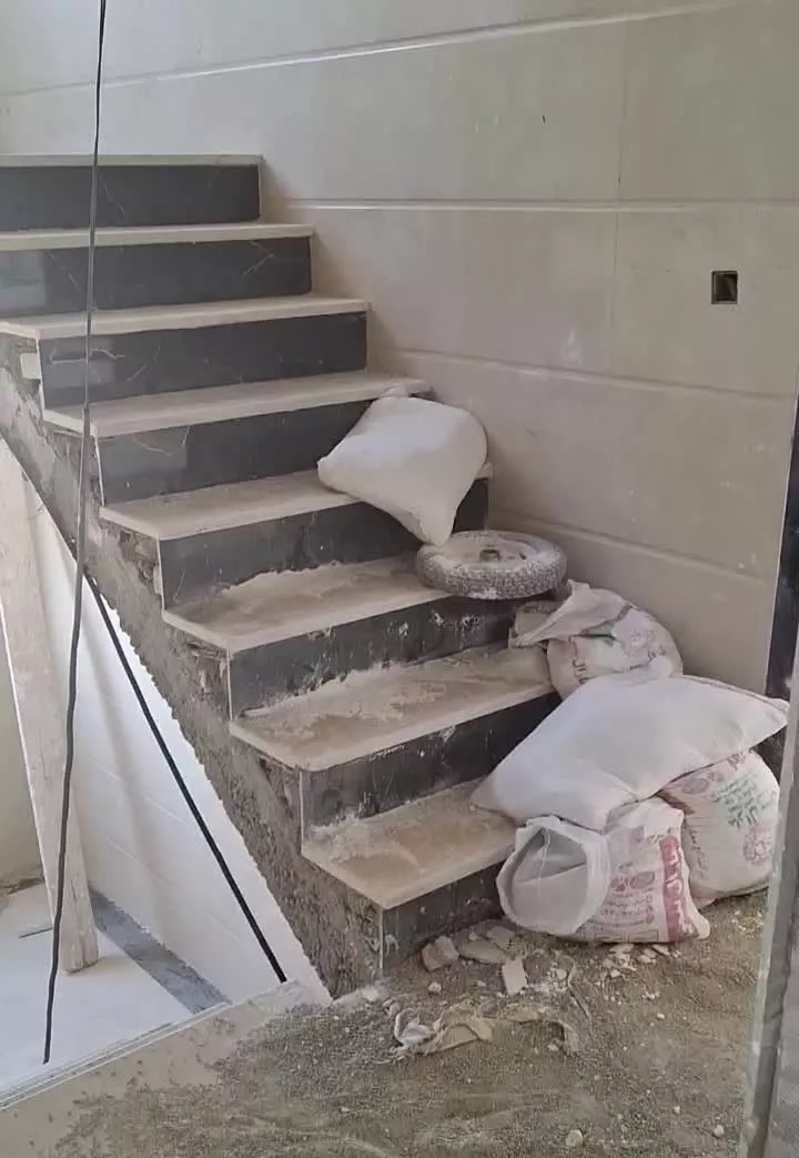 اپارتمان تازه ساخت خام نوع ساز