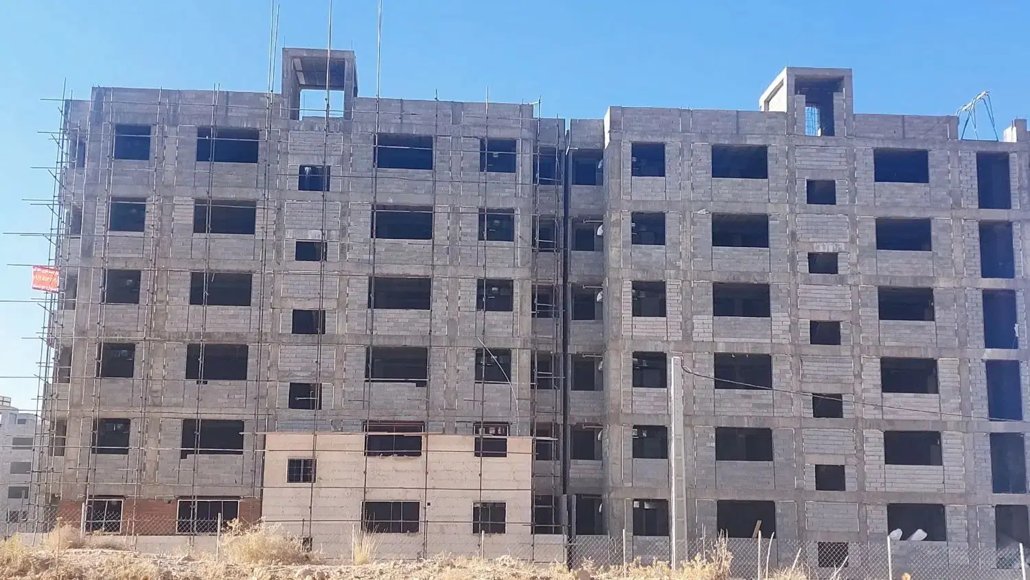 صدرا و شیراز پیش فروش