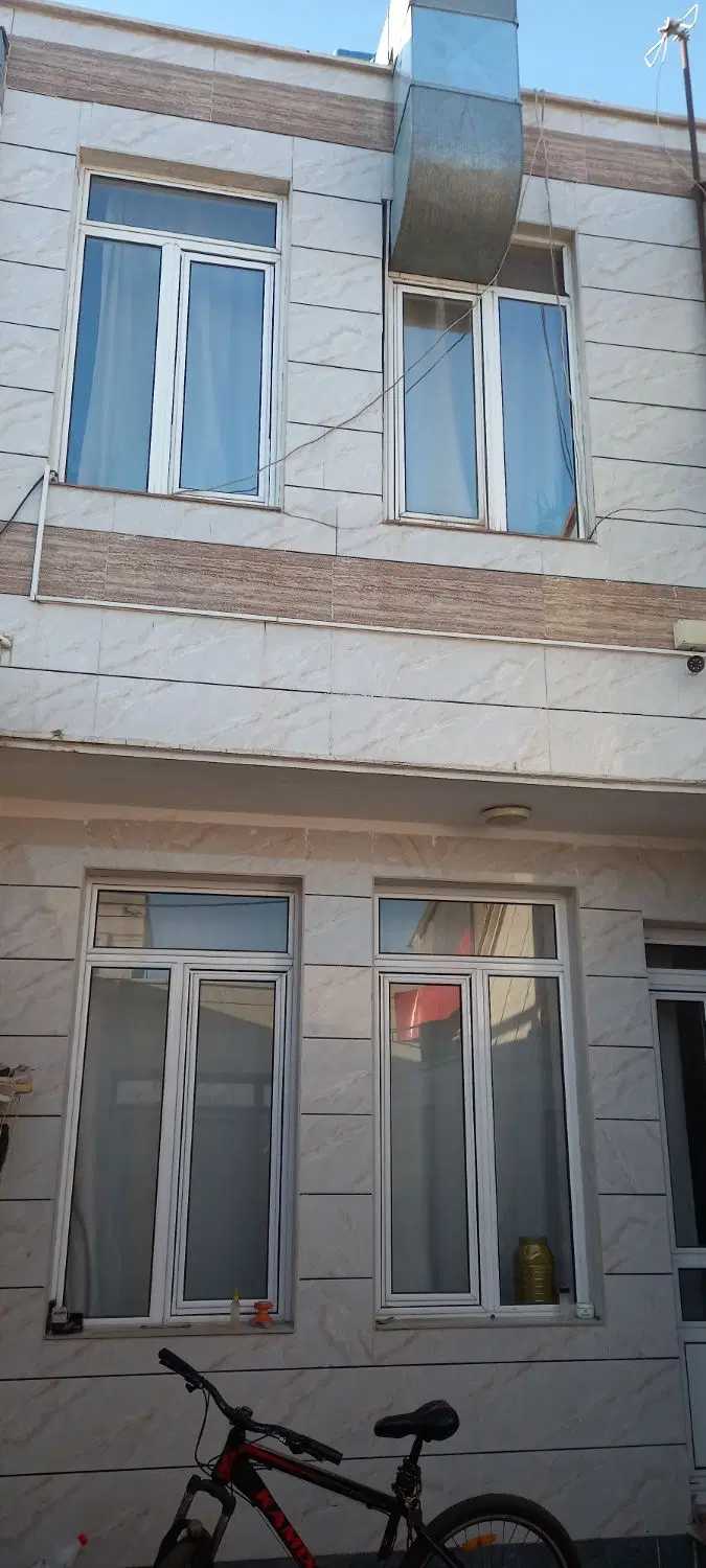معاوضه منزل دوطبقه درگلصنملوکوچه فرهنگ یک