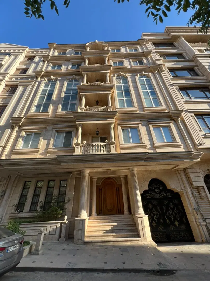 ۱۵۰ متر  سال ساخت پایین _ دسترسی به مراکز خرید